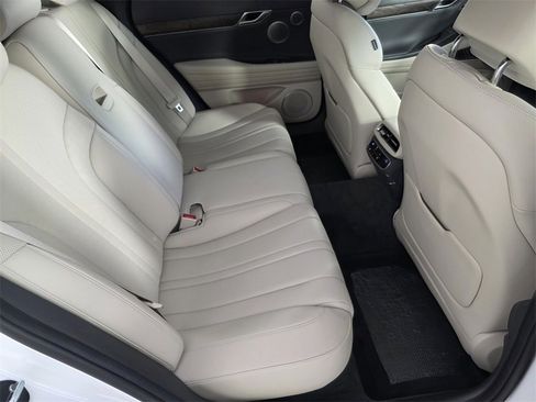 Used 2021 Genesis G80 2.5T w/ Advanced Package image 28