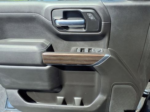 Used 2020 Chevrolet Silverado 1500 RST w/ All-Star Edition image 18