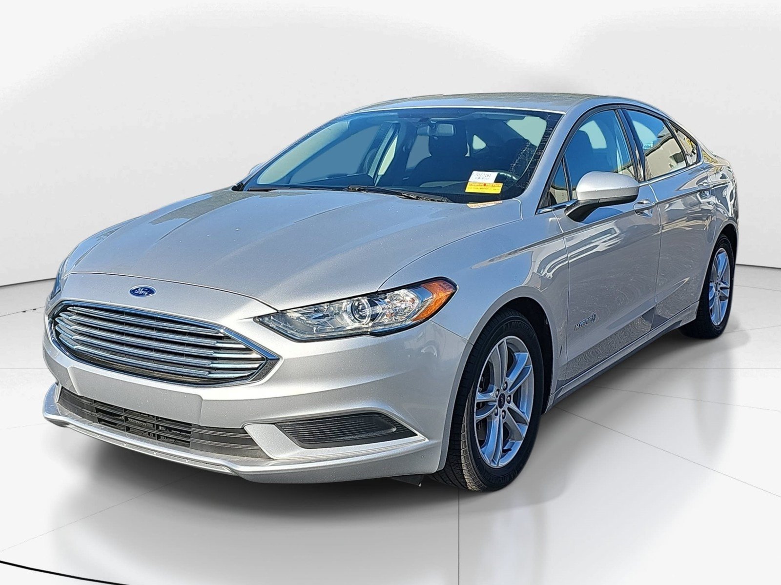Used 2018 Ford Fusion SE FWD image 7