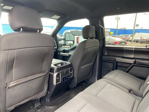 Used 2019 Ford F150 XLT w/ Equipment Group 302A Luxury AWD/4WD image 16