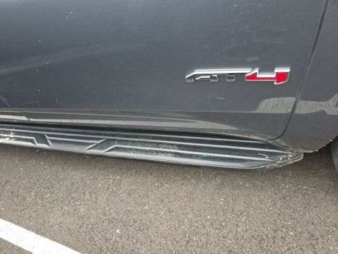 Used 2021 GMC Yukon XL AT4 image 6