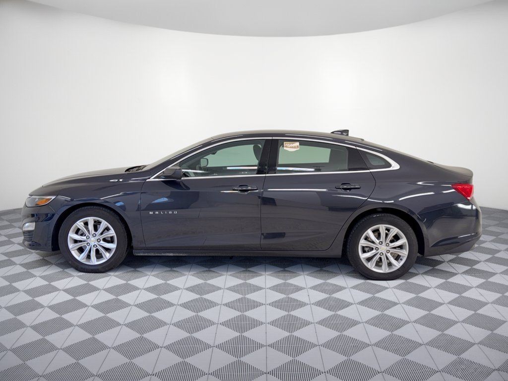 Used 2023 Chevrolet Malibu LT w/ Driver Confidence Package FWD image 2