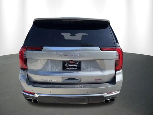 Used 2025 GMC Yukon Denali AWD/4WD image 14