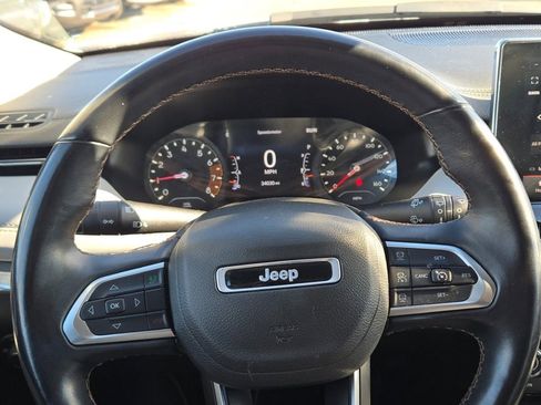 Used 2022 Jeep Compass Limited image 30