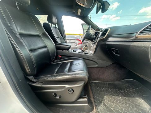 Used 2017 Jeep Grand Cherokee Limited image 27