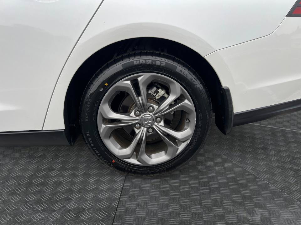 Certified 2023 Honda Accord EX image 22