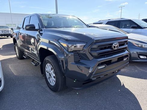 Used 2025 Toyota Tacoma SR5 RWD image 3