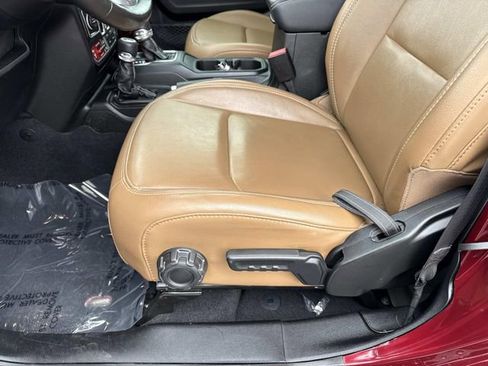 Used 2022 Jeep Gladiator Rubicon w/ LED Lighting Group image 10