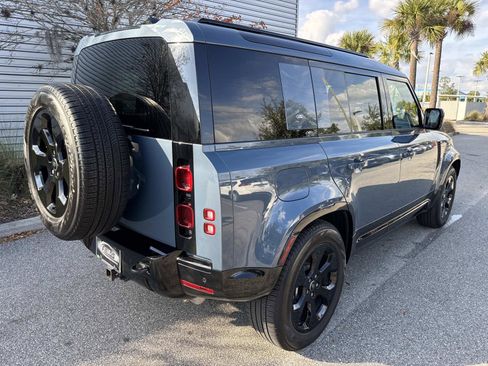 Certified 2024 Land Rover Defender 110 X-Dynamic SE image 6