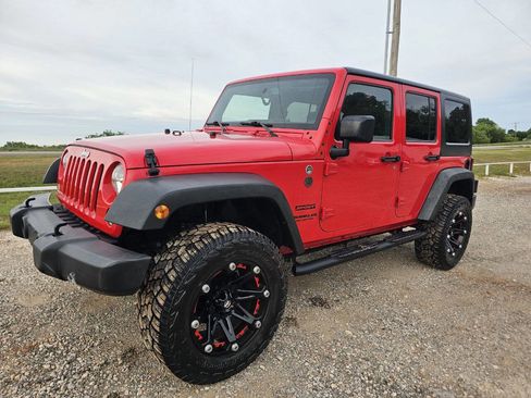 Used 2015 Jeep Wrangler Unlimited Sport w/ Quick Order Package 24S AWD/4WD image 1