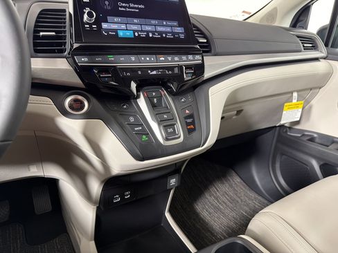 New 2026 Honda Odyssey EX-L image 23