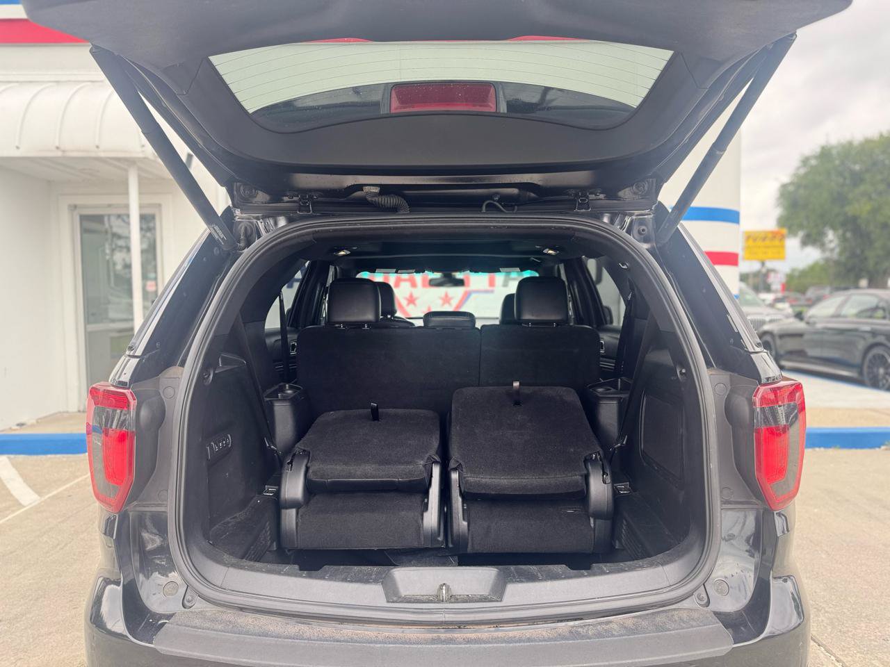 Used 2017 Ford Explorer Limited w/ Equipment Group 301A FWD image 68