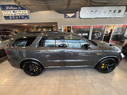 Used 2024 Dodge Durango SRT AWD/4WD image 7