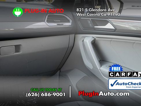 Used 2023 Volkswagen Tiguan SE R-Line image 19