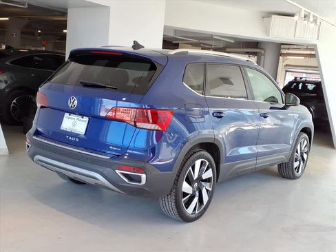 Certified 2023 Volkswagen Taos SEL AWD/4WD image 4