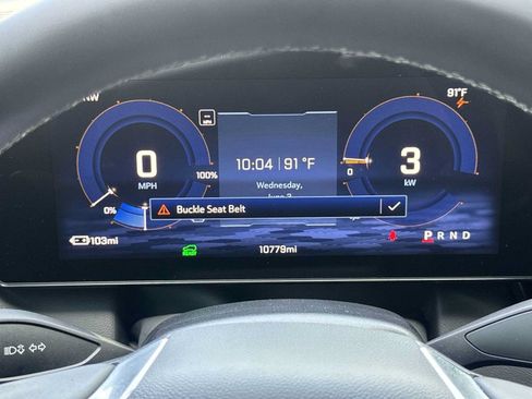 Used 2024 Chevrolet Equinox EV LT FWD image 22