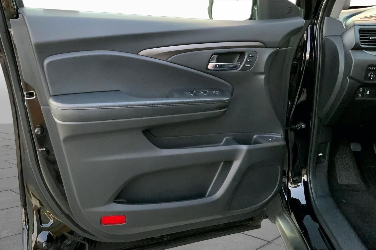 Used 2019 Honda Pilot EX-L image 19