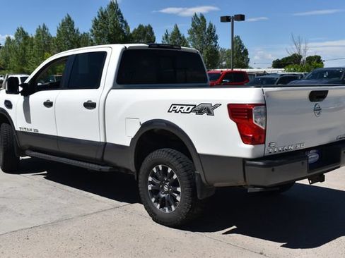 Used 2017 Nissan Titan PRO-4X AWD/4WD image 9