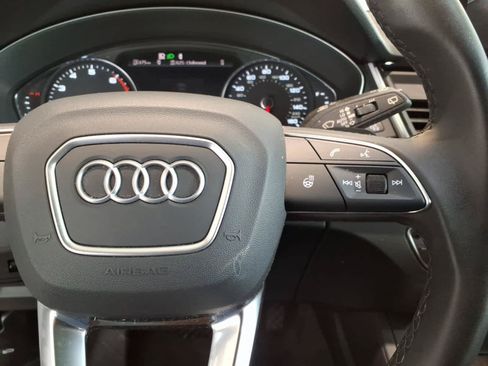Used 2023 Audi Q5 2.0T Premium w/ Convenience Package AWD/4WD image 22