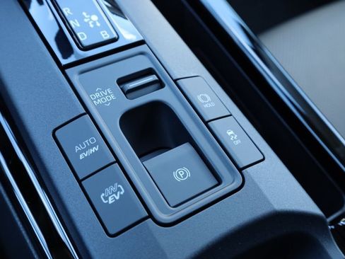 New 2026 Toyota Prius Plug-In Hybrid FWD image 6