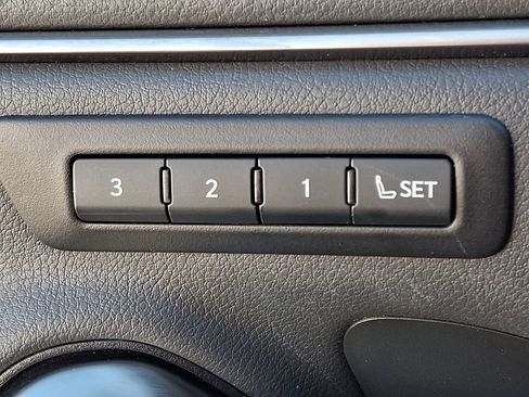 Used 2022 Lexus ES 350 w/ Premium Package image 26