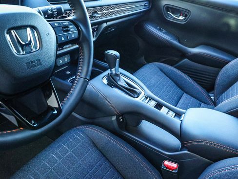 Certified 2026 Honda HR-V Sport image 28