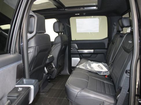 New 2026 Ford F350 Platinum image 28