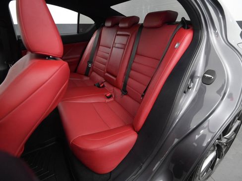 Used 2022 Lexus IS 350 F Sport image 42
