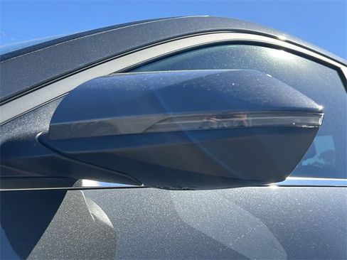 Used 2024 Hyundai Elantra Limited image 35