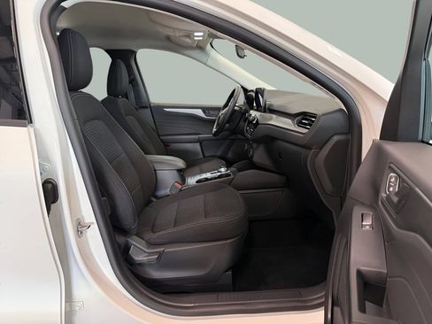 Certified 2023 Ford Escape Active AWD/4WD image 28