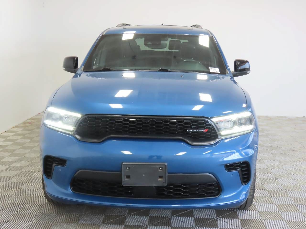 Used 2025 Dodge Durango GT AWD/4WD image 2