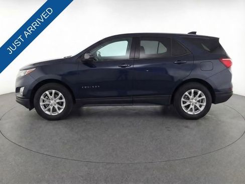 Used 2021 Chevrolet Equinox LS image 11
