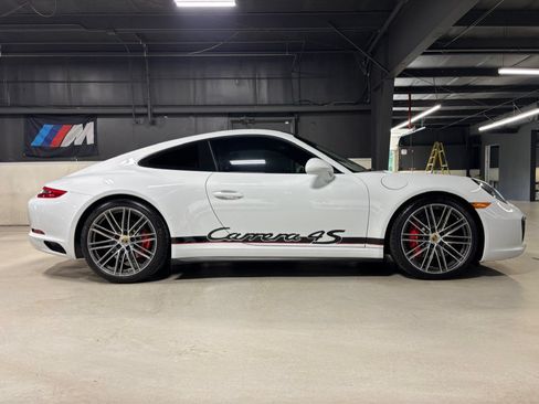 Used 2019 Porsche 911 Carrera 4S AWD/4WD image 7