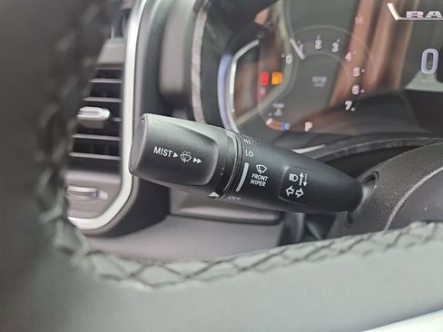 Used 2025 RAM 1500 Big Horn image 31