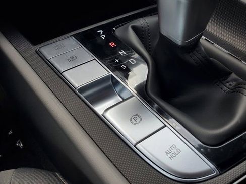 New 2026 Hyundai Elantra SEL Sport FWD image 19