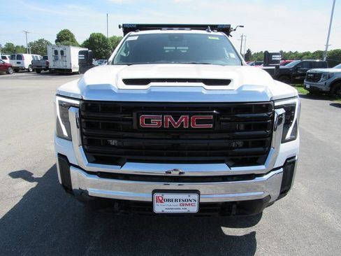 New 2025 GMC Sierra 3500 Pro w/ Convenience Package image 4