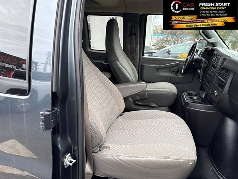 Used 2017 Chevrolet Express 2500 LS RWD image 35
