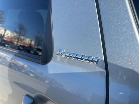 Used 2021 Toyota Sequoia Platinum image 7