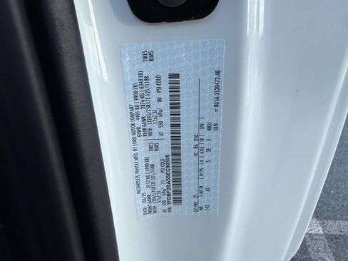 New 2025 Ford F250 XL w/ XL Chrome Package image 20