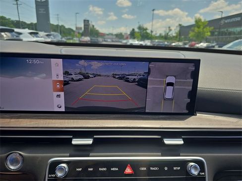 Used 2025 Genesis GV80 2.5T Advanced image 17