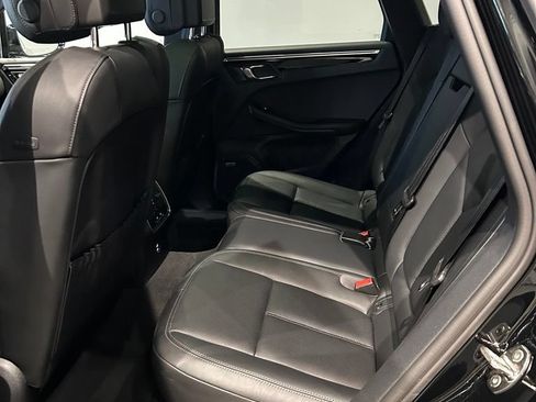 Used 2023 Porsche Macan S AWD/4WD image 28