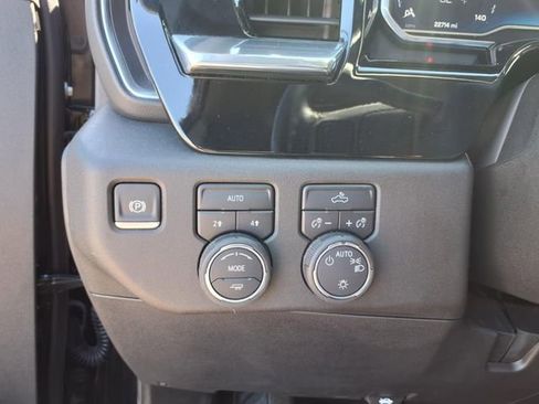 Used 2025 Chevrolet Silverado 1500 LT image 70