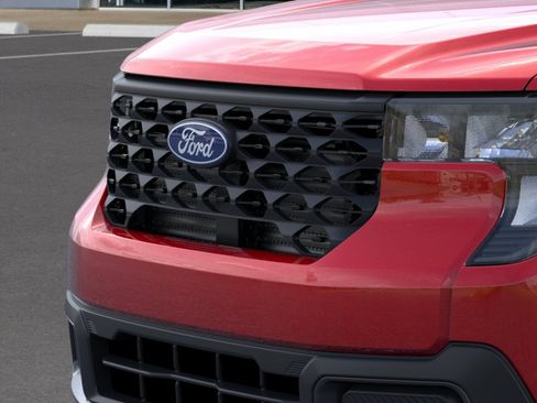 New 2026 Ford Maverick XLT w/ Equipment Group 301A AWD/4WD image 10