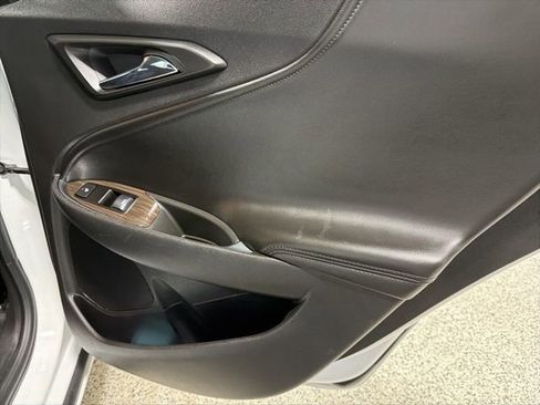 Used 2019 Chevrolet Malibu Premier image 22