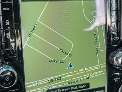 Used 2020 RAM 3500 Limited image 27