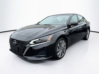 Used 2024 Nissan Altima 2.5 SL AWD/4WD video 1