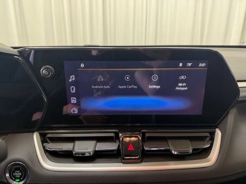 Used 2025 Chevrolet TrailBlazer LT AWD/4WD image 20