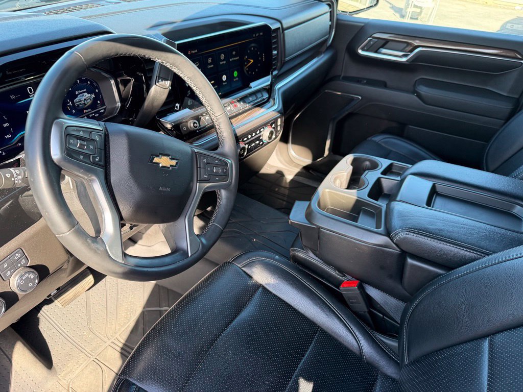 Used 2023 Chevrolet Silverado 1500 LT w/ All Star Edition Plus AWD/4WD image 14