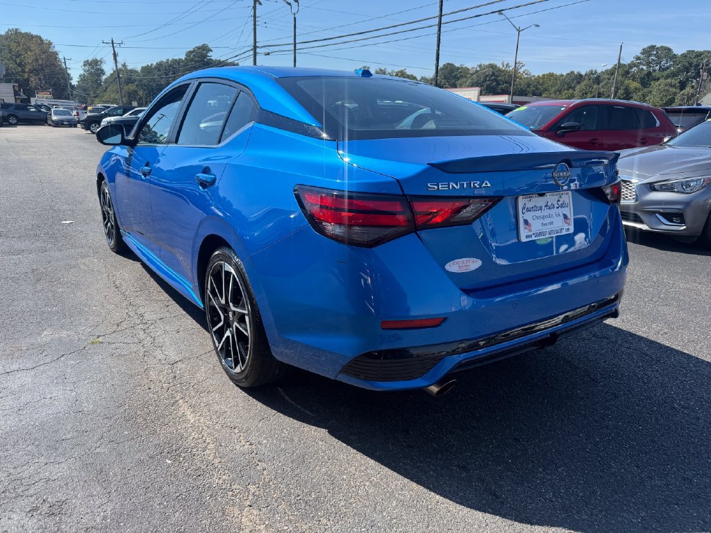 Used 2025 Nissan Sentra SR FWD image 8