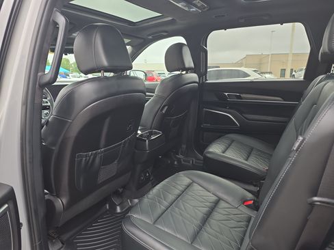 Used 2024 Kia Telluride SX Prestige X-Line AWD/4WD image 12